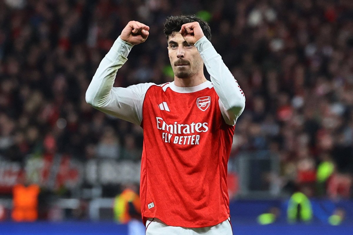 Arsenal score last-gasp penalty to spare blushes in Leverkusen draw