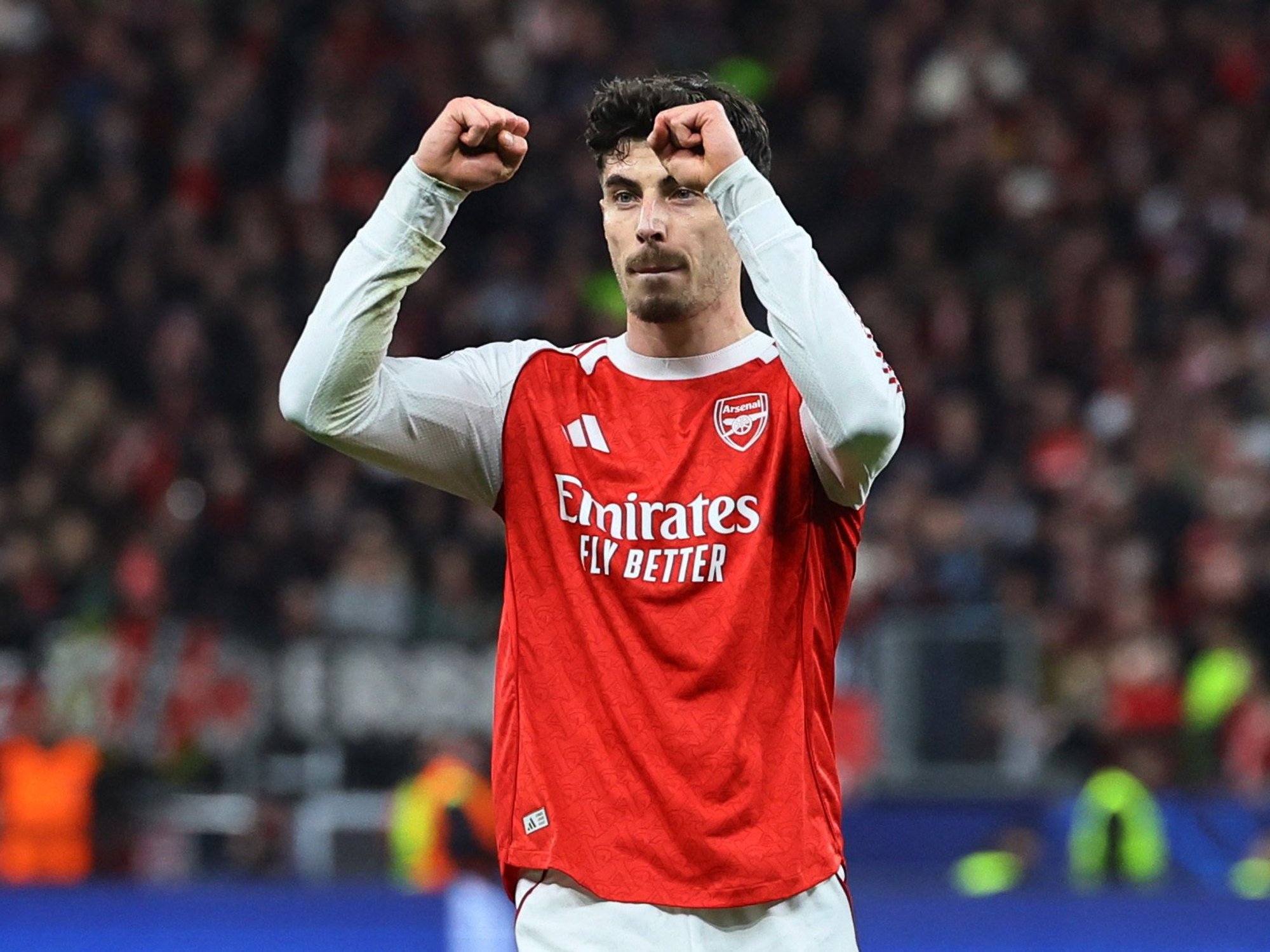 Arsenal score last-gasp penalty to spare blushes in Leverkusen draw