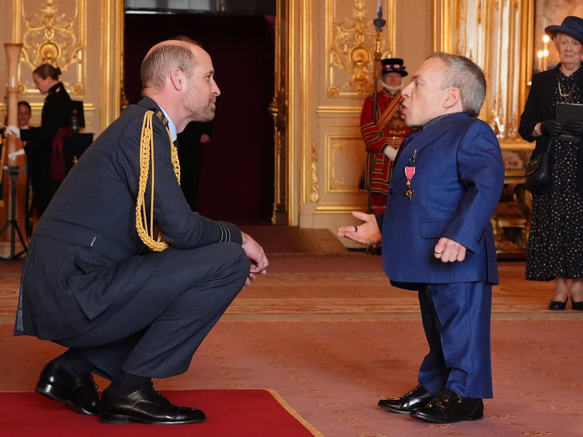 Warwick Davis praises Prince William for 'coming down to my level' in heartwarming moment at Wind...