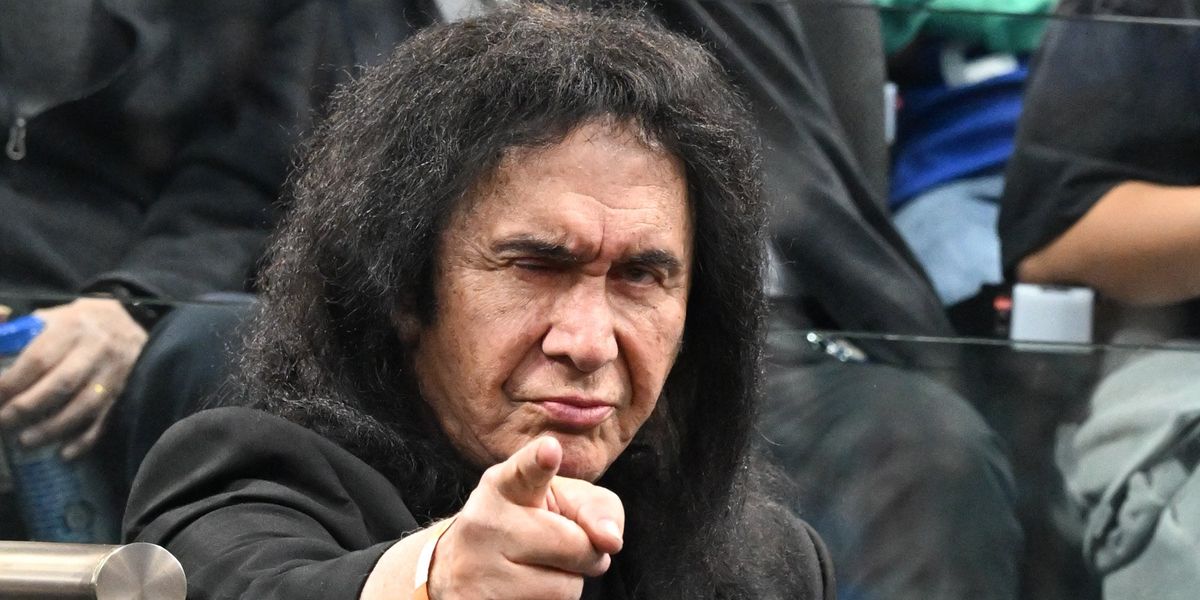 ‘Nobody cares what you think!’ ‘Nobody cares what you think!’