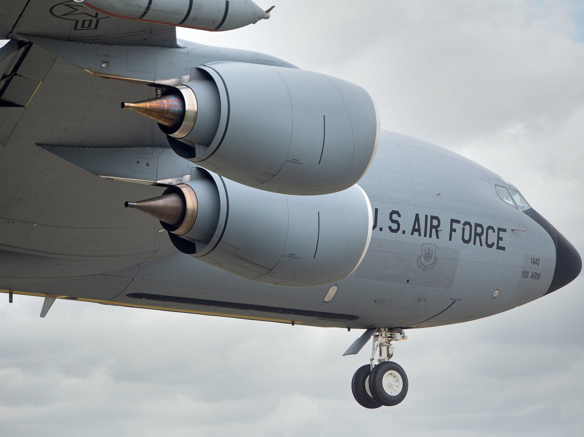 Four US crew members killed in Iraq plane crash