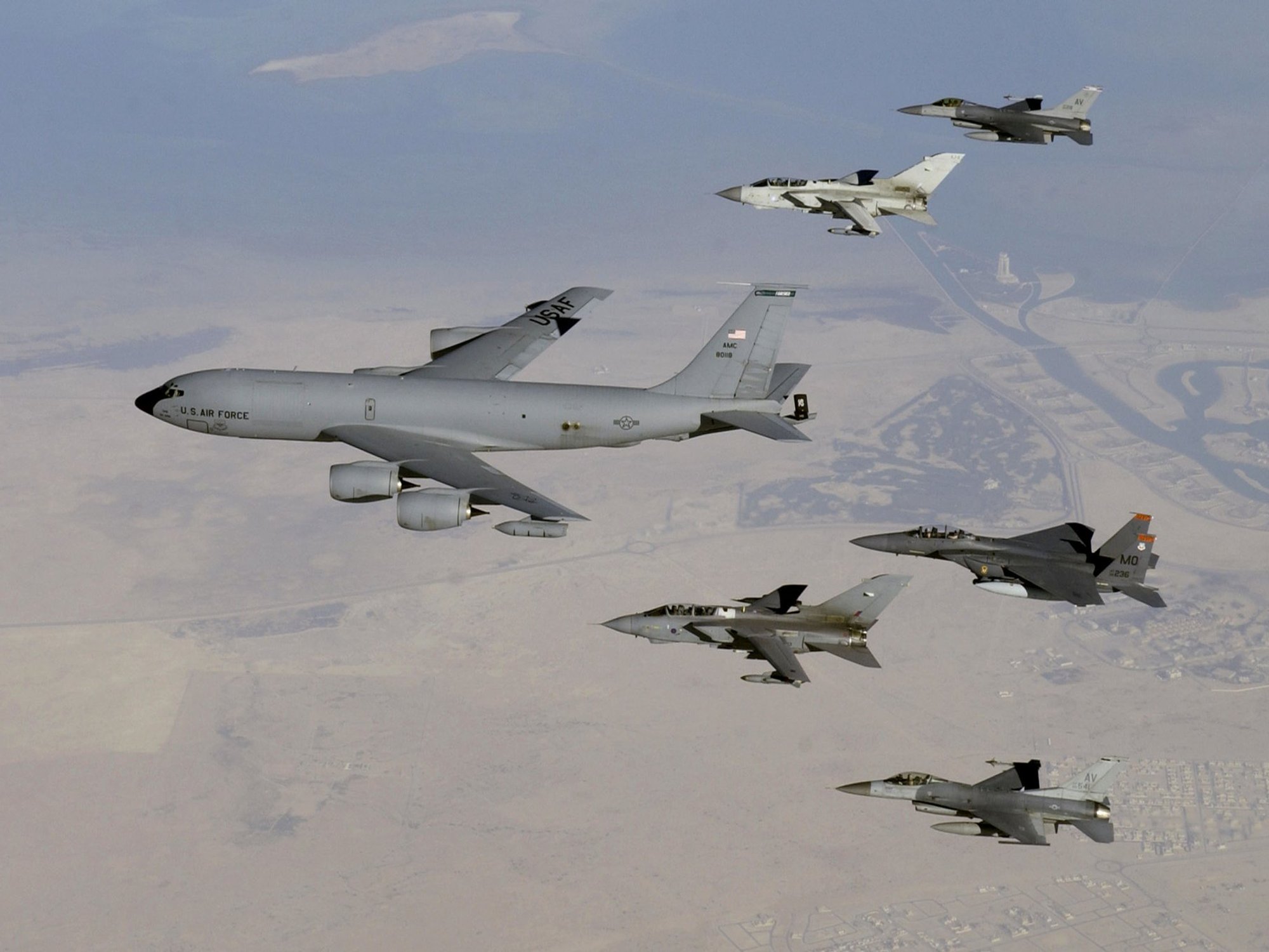 Four US crew members killed in Iraq plane crash as search continues for two missing airmen