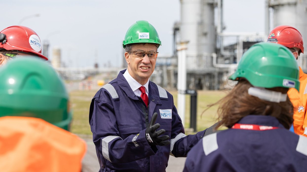 Nuclear bosses told to slash red tape by Rachel Reeves as Ed Miliband unveils 'radical reset' plan