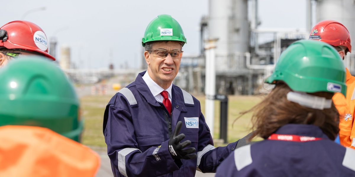 Nuclear bosses told to slash red tape as Chancellor unveils ‘radical reset’ plan Nuclear bosses told to slash red tape as Chancellor unveils ‘radical reset’ plan