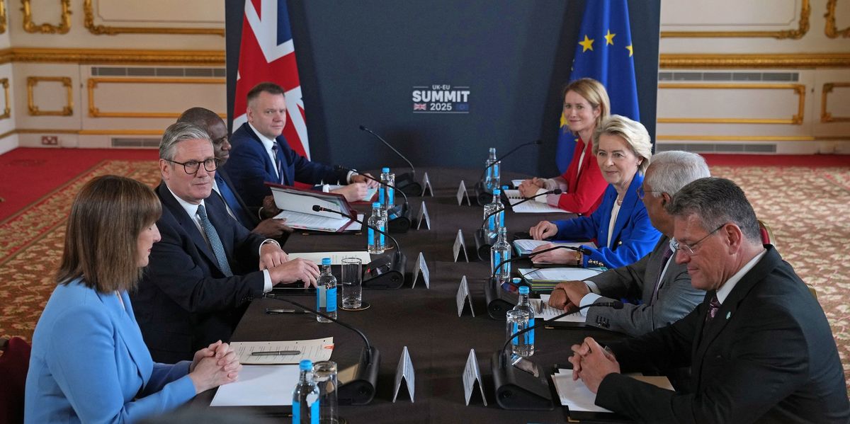 Labour rebels risk throwing open Britain’s borders by flirting with ‘ill-thought-through’ EU reset plan Labour rebels risk throwing open Britain’s borders by flirting with ‘ill-thought-through’ EU reset plan