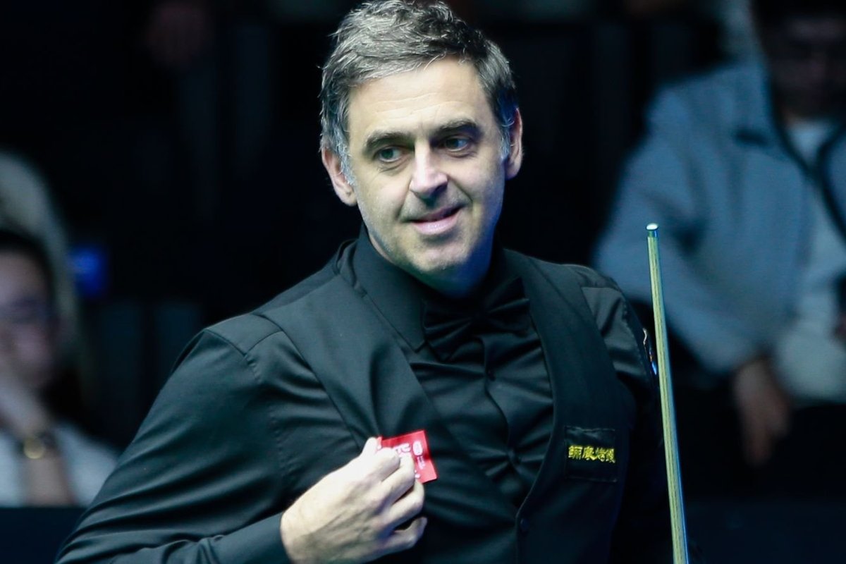 Ronnie O'Sullivan issues fresh retirement update after snooker icon walked out of match