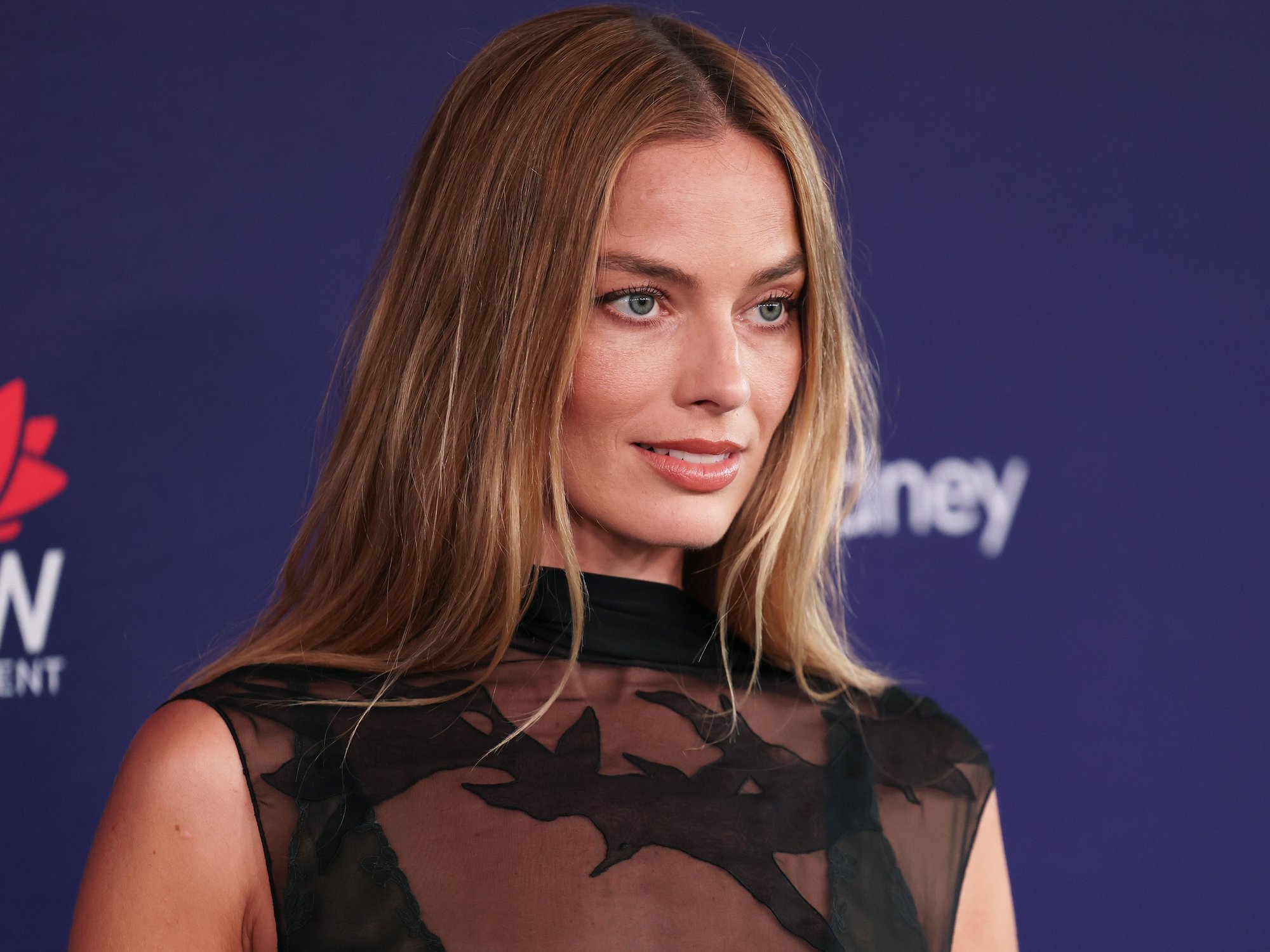 Margot Robbie has gin brand shunned by London bars and restaurants over bizarre allergy warning