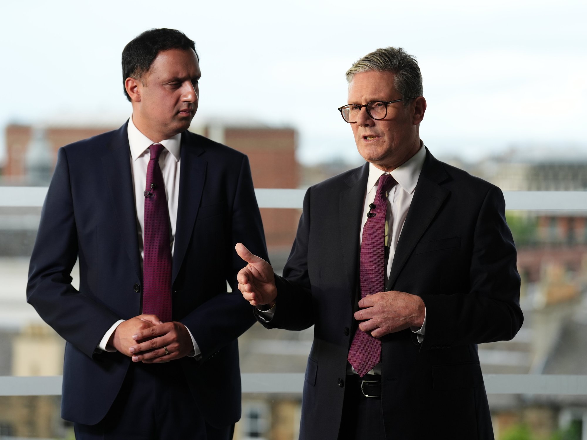 Keir Starmer left 'angry' at call for resignation as PM fails to speak to Labour rebel