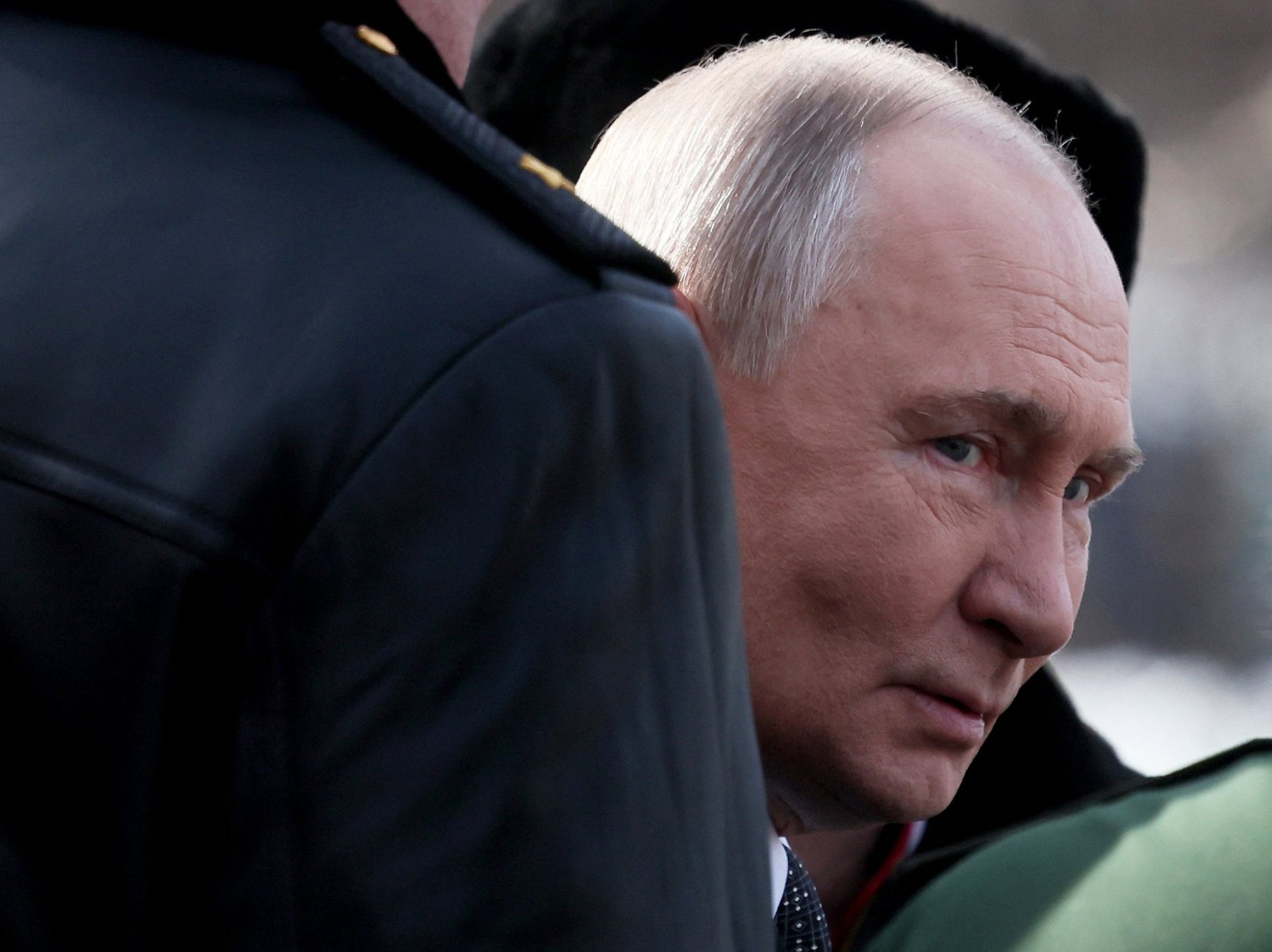 'Put Vladimir Putin on trial - his war is going nowhere' blasts Kremlin loyalist in latest humili...