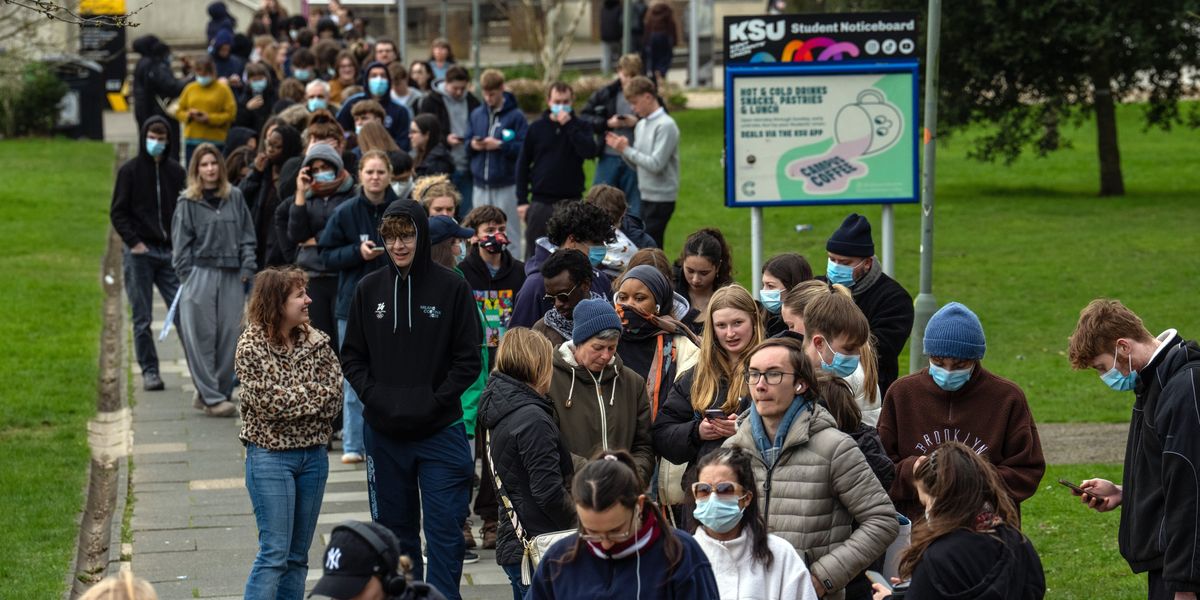 Meningitis cases rise to 34 as officials rush to vaccinate thousands amid Easter spread fears Meningitis cases rise to 34 as officials rush to vaccinate thousands amid Easter spread fears