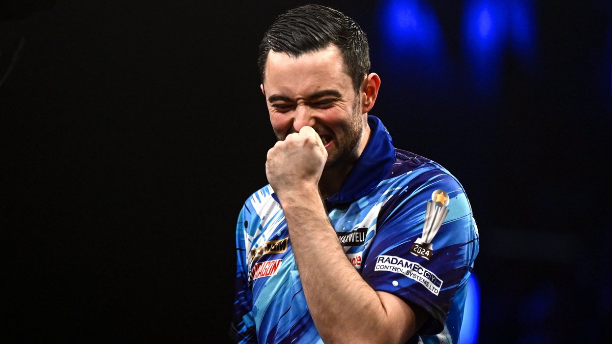 Luke Humphries aims dig at influencer after winning £35,000 with title triumph