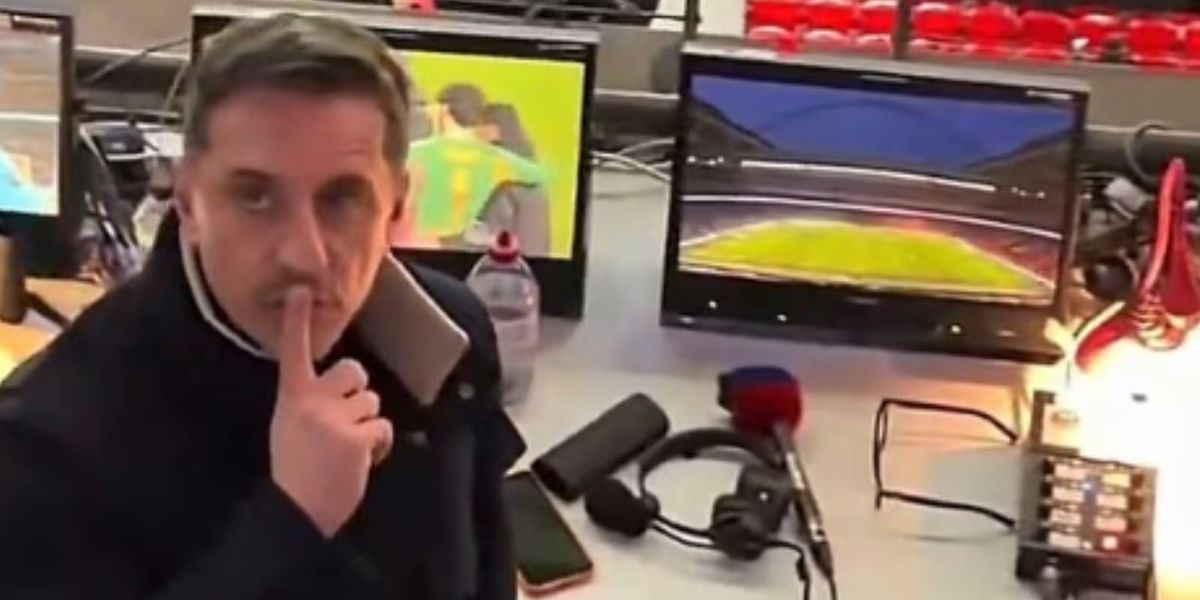 Gary Neville caught on camera responding to Man City fan after being hit with abuse in Carabao Cup final Gary Neville caught on camera responding to Man City fan after being hit with abuse in Carabao Cup final