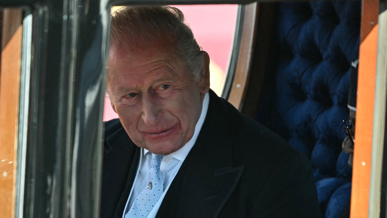 King Charles plunges Buckingham Palace into complete darkness