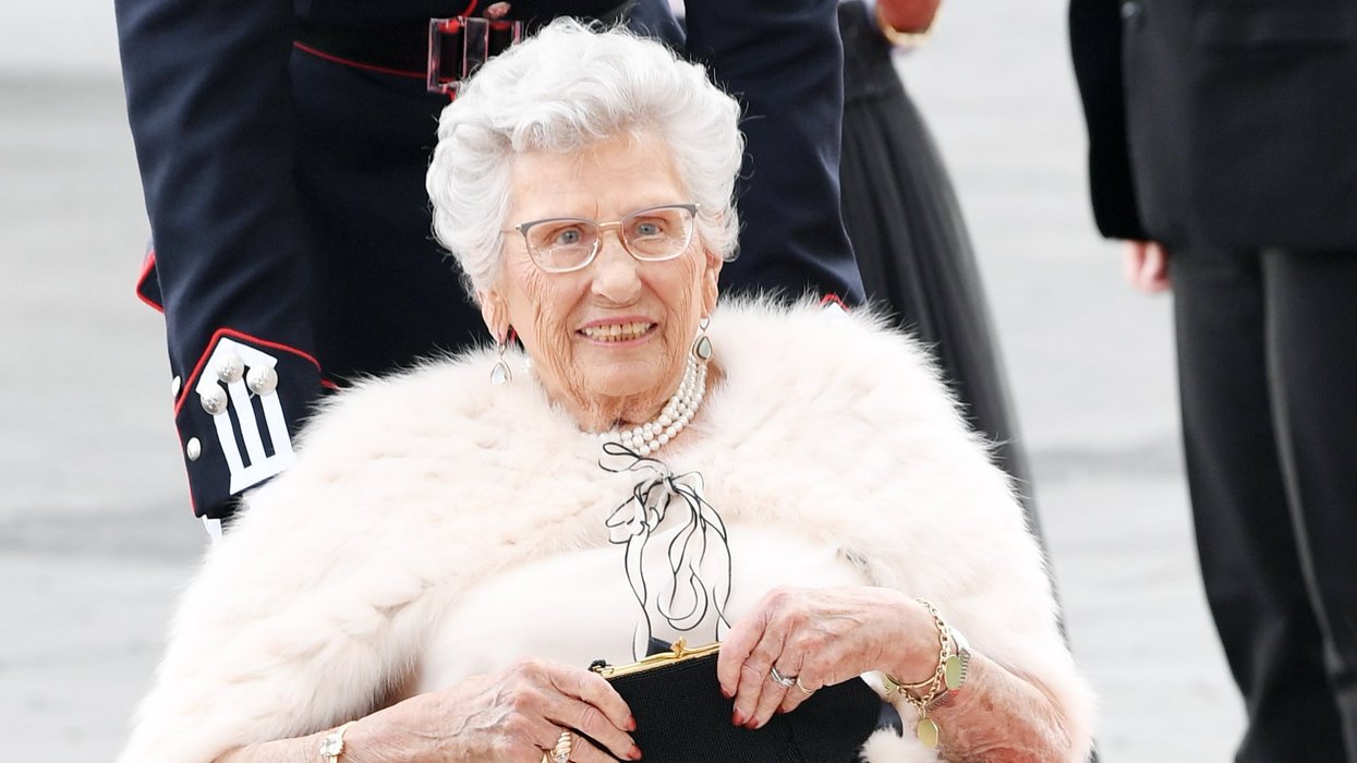 Royal palace confirms princess in hospital with pneumonia