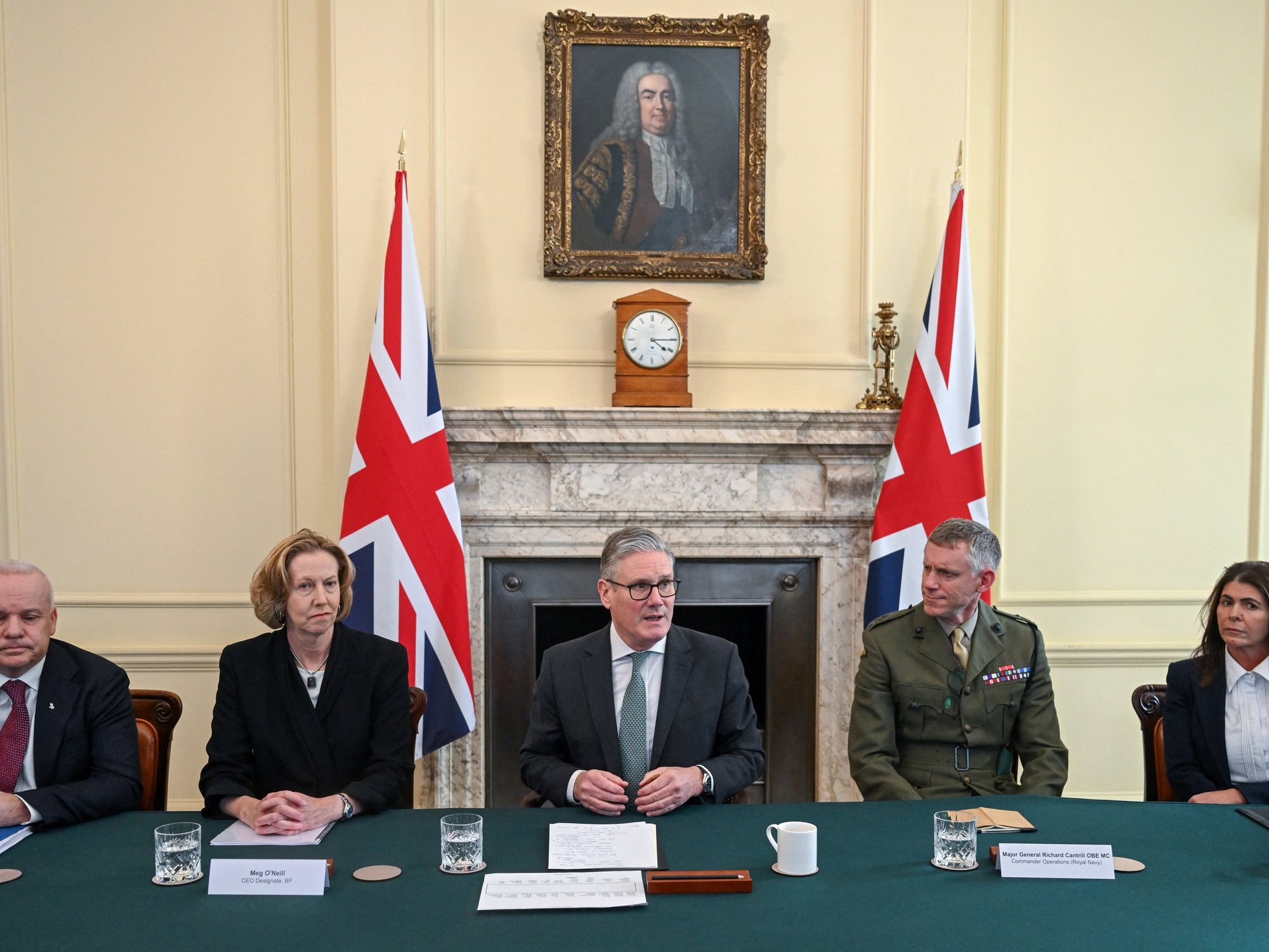 Keir Starmer to hold emergency Cobra meeting in HOURS over impact from Iran war