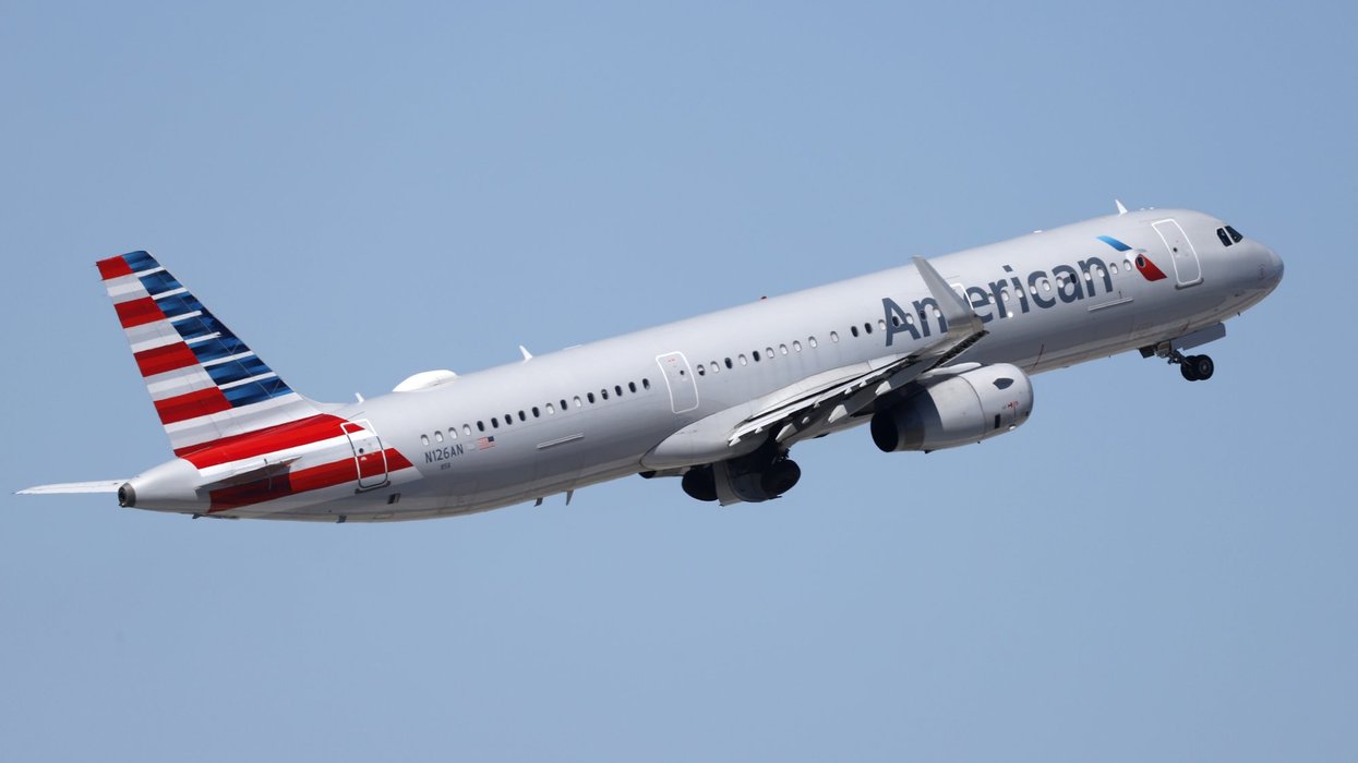 American Airlines flight forced to make emergency landing after passenger 'threatens to blow up plane'