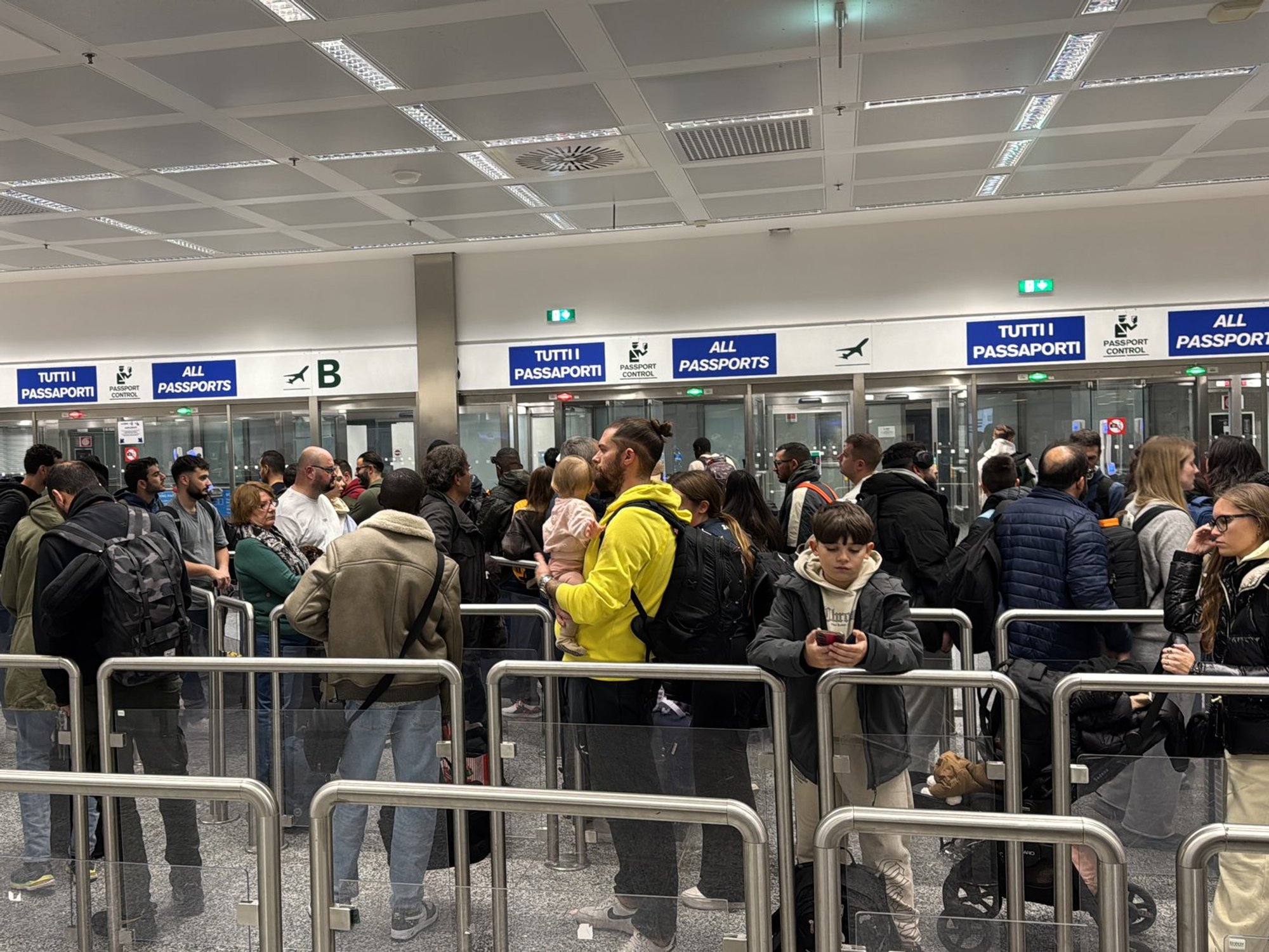 EU 'punishing' Britain for Brexit with travel chaos and four-hour-long passport queues, Ryanair boss says