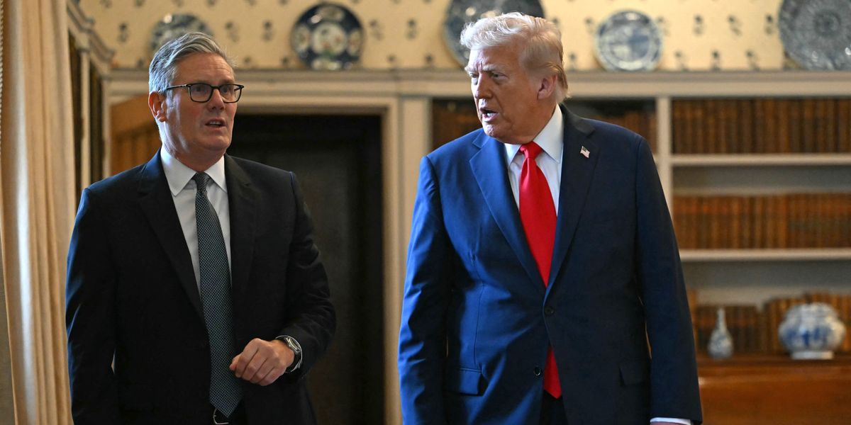 More than 2 in 5 Britons think UK ‘too close’ to US and should distance itself from Donald Trump More than 2 in 5 Britons think UK ‘too close’ to US and should distance itself from Donald Trump