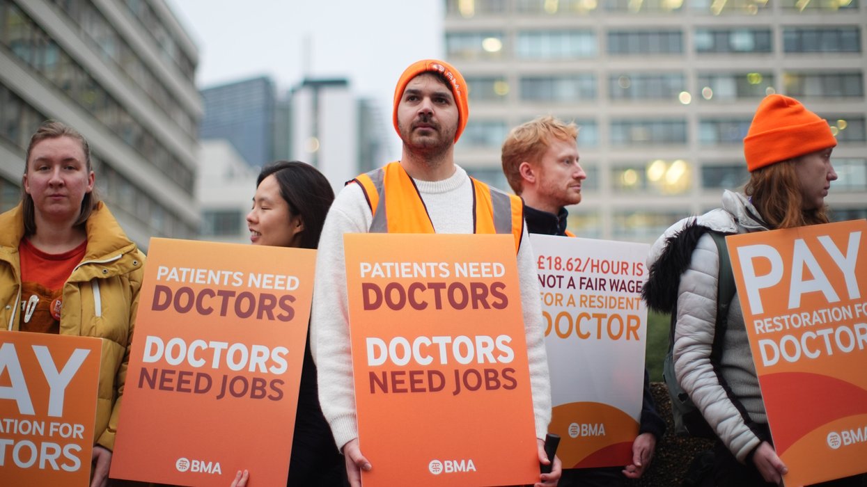 NHS to sideline striking junior doctors as Easter walkout threatens chaos