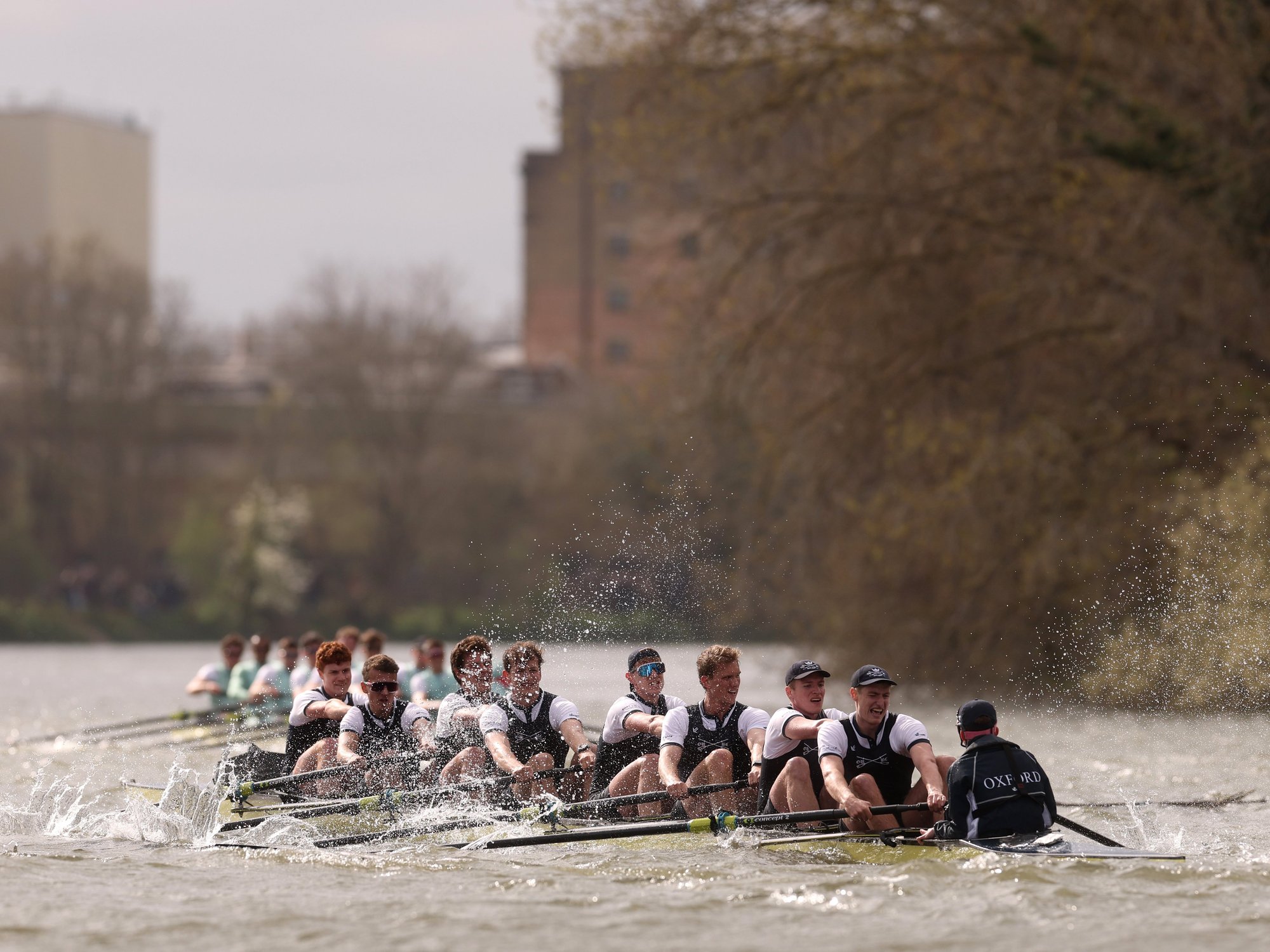 Cambridge win Boat Race 2026 after beating Oxford in rough conditions