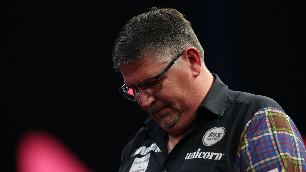Darts legend Gary Anderson ponders European Tour boycott over passport issue: 'I can't do that'