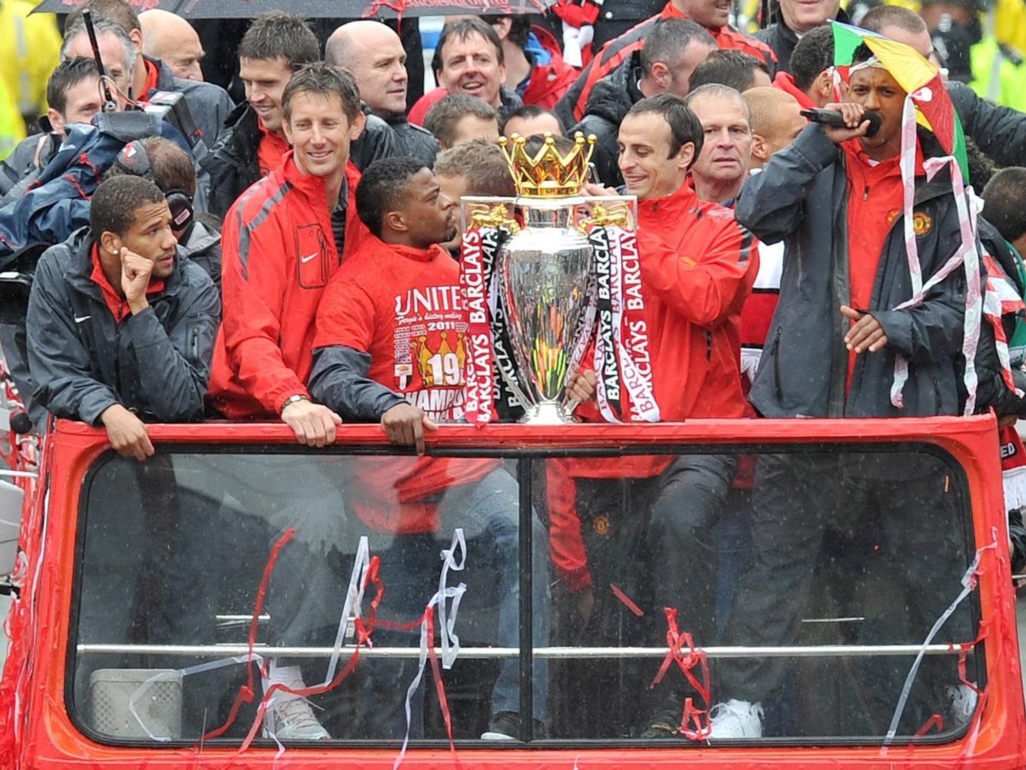 Non-league football team sign Man Utd icon who won two Premier League titles