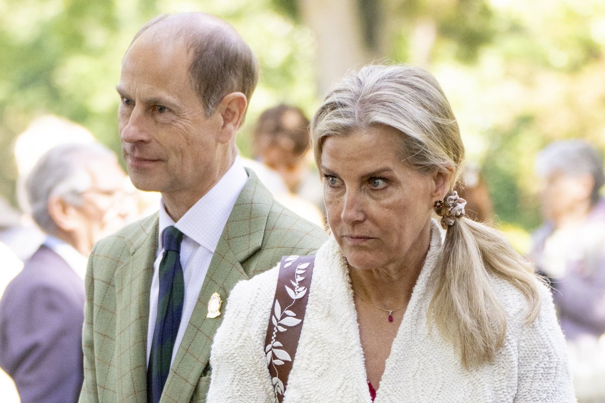 Inside the £4,000 per week rental home Prince Edward and Sophie used as Andrew drags his feet