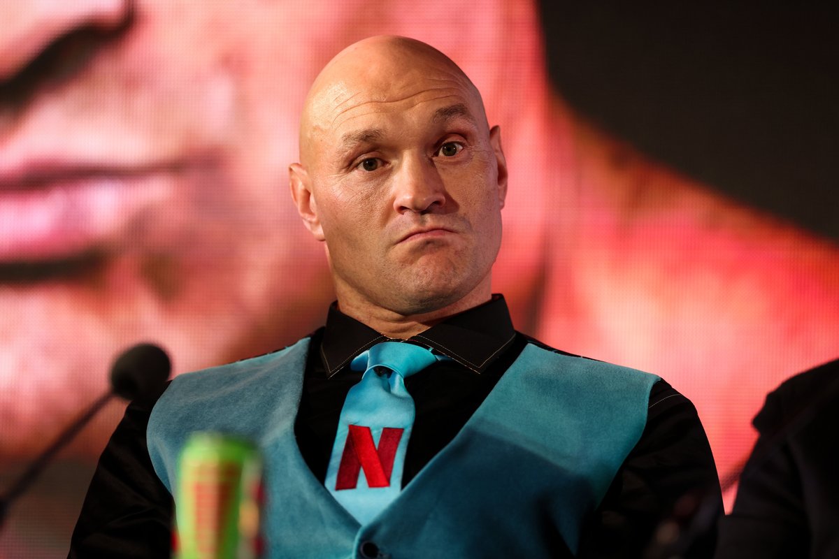 Tyson Fury gives update on broken relationship with father ahead of boxing return