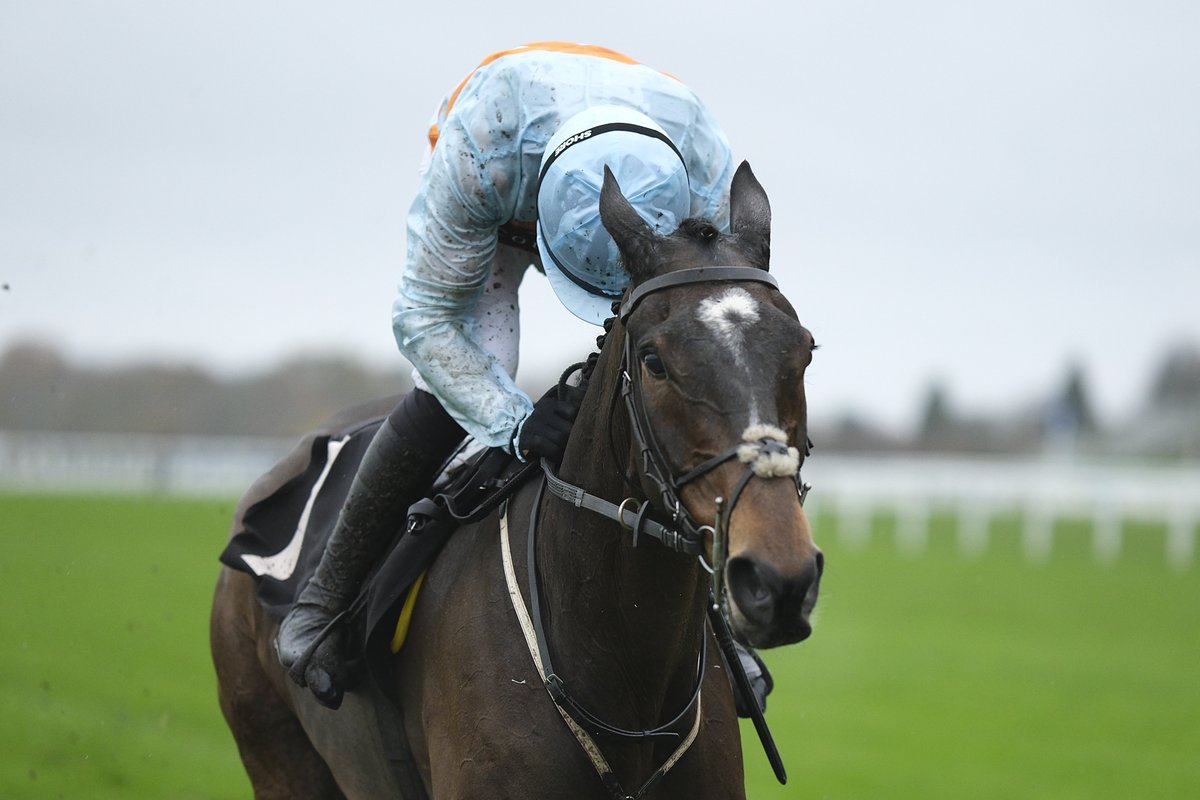 Red Rum trainer's grandson to make Grand National debut with very special good luck charm