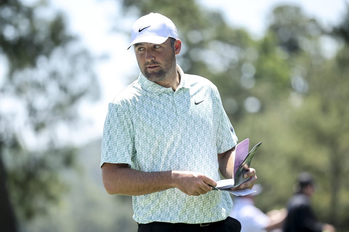 Scottie Scheffler makes 'challenging' admission as Masters star chases more glory