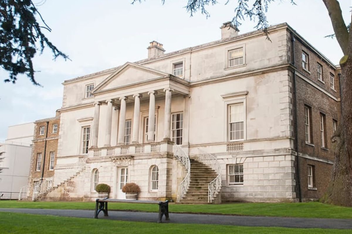 University branded 'woke' after slapping psychology lecture with trigger warning over 'chocolate addiction' topic