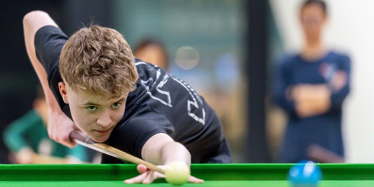 British teenage snooker star defies doctor’s orders to flee hospital and secures World Championship spot British teenage snooker star defies doctor’s orders to flee hospital and secures World Championship spot