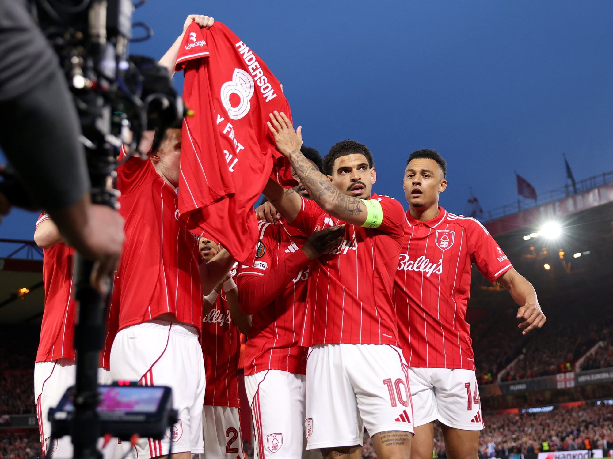 Nottingham Forest's Morgan Gibbs-White pays touching tribute to Elliot Anderson after family tragedy