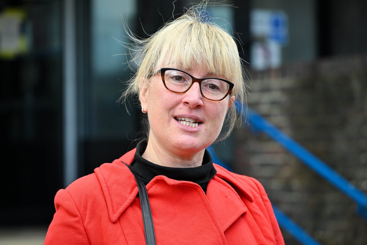 Eco-activist who 'freed lobster from restaurant by throwing it into the sea' actually KILLED animal, owner reveals