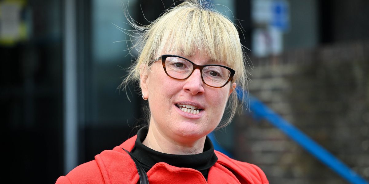 Eco-activist who ‘freed lobster from restaurant by throwing it into the sea’ actually KILLED animal, owner reveals Eco-activist who ‘freed lobster from restaurant by throwing it into the sea’ actually KILLED animal, owner reveals