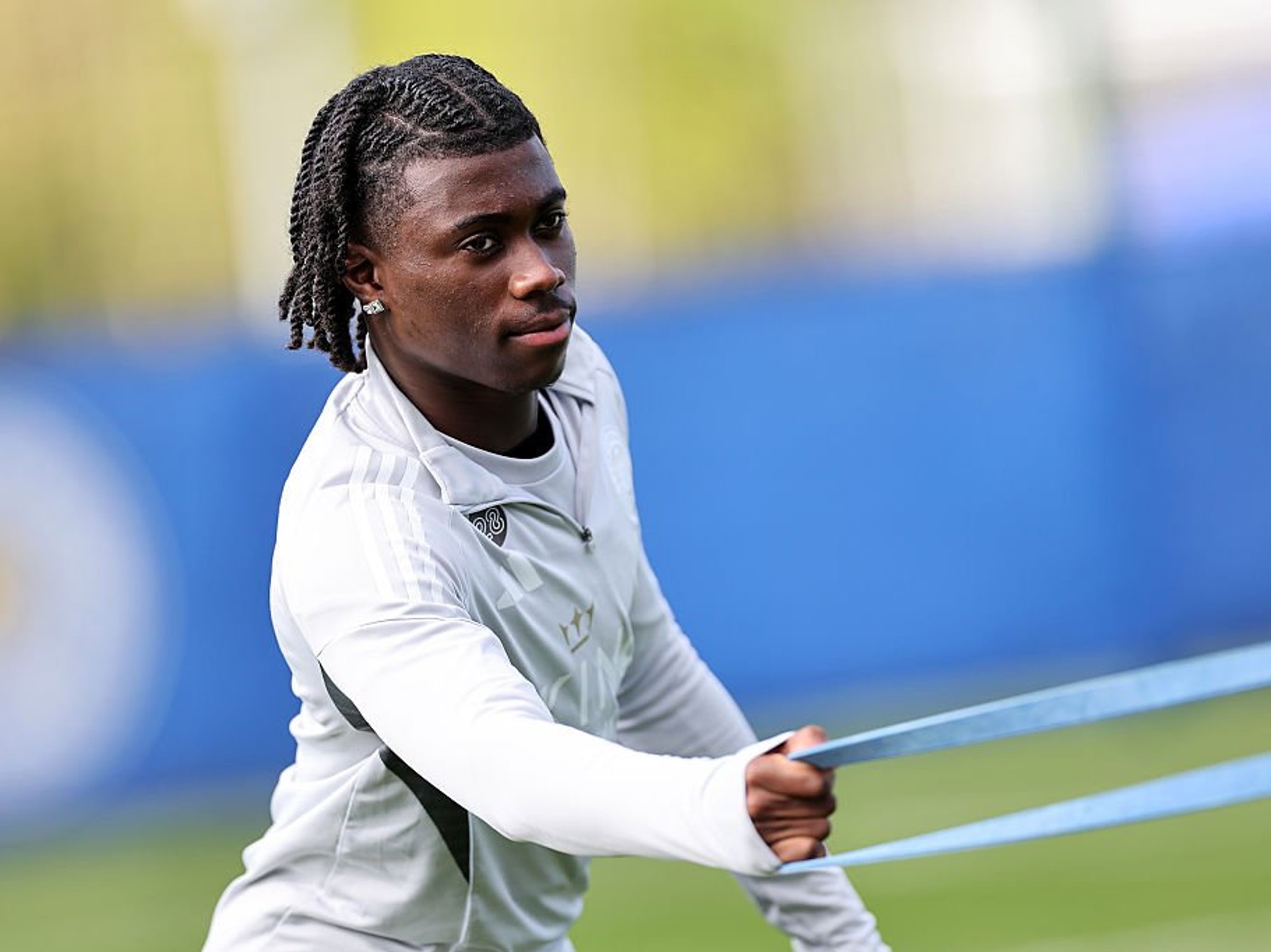 Arsenal lead Premier League rivals in transfer chase for 16-year-old EFL wonderkid