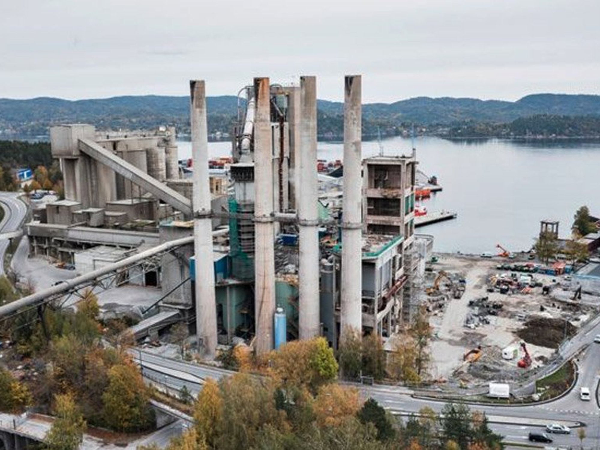 Labour's new 125-mile gas pipeline plans met with horror as locals brand scheme 'vandalism'