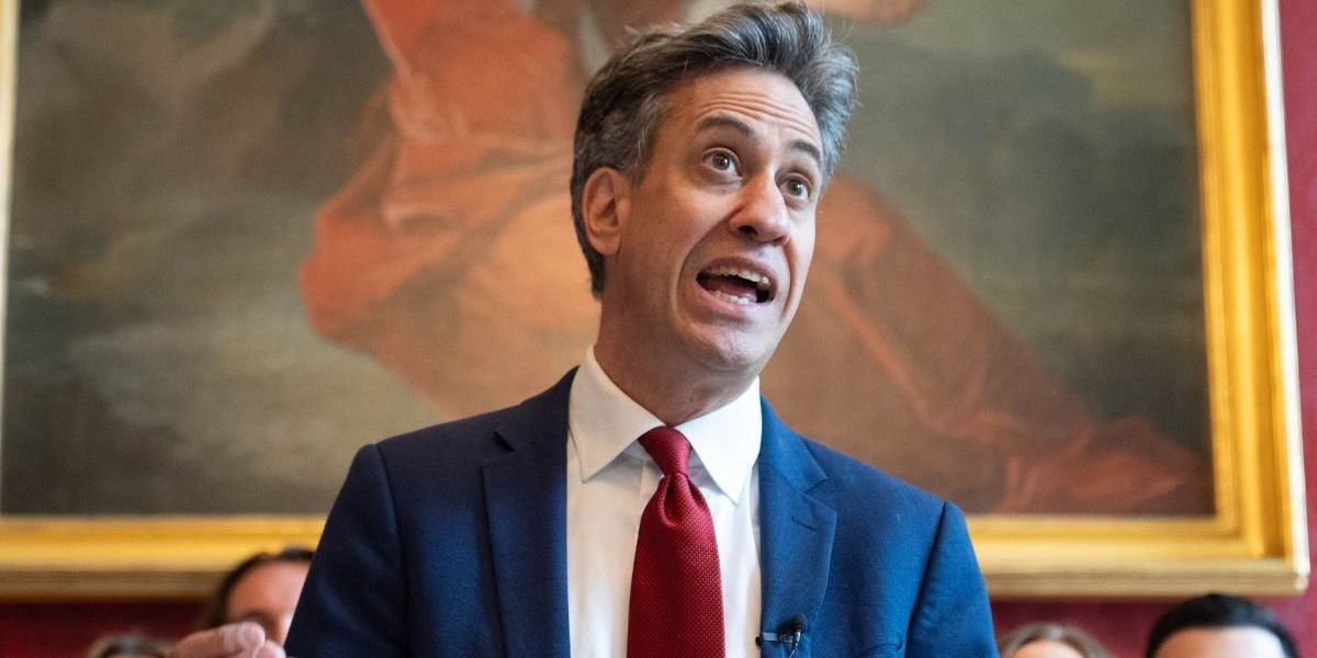 Ed Miliband to double down on clean power push and take huge swipe at net zero critics Ed Miliband to double down on clean power push and take huge swipe at net zero critics