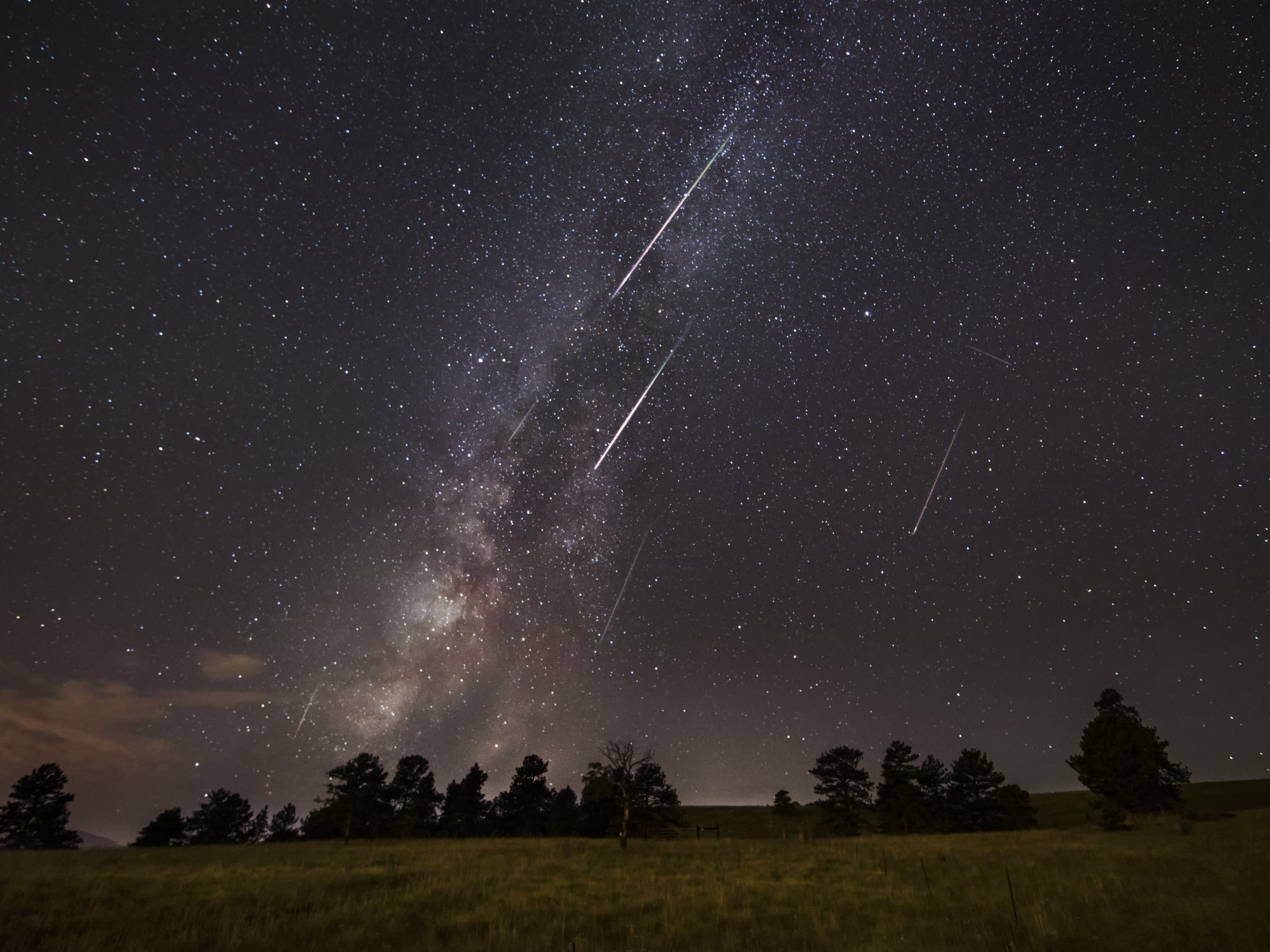 Britons to be treated to space spectacle this week as Lyrid Meteor Shower lights up moonless night skies
