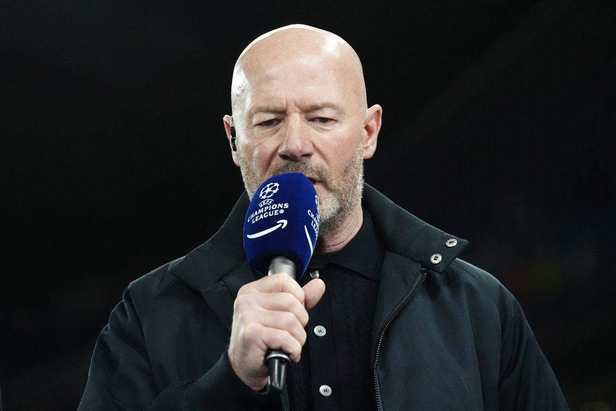 Alan Shearer fears Premier League manager will lose job after worrying signs