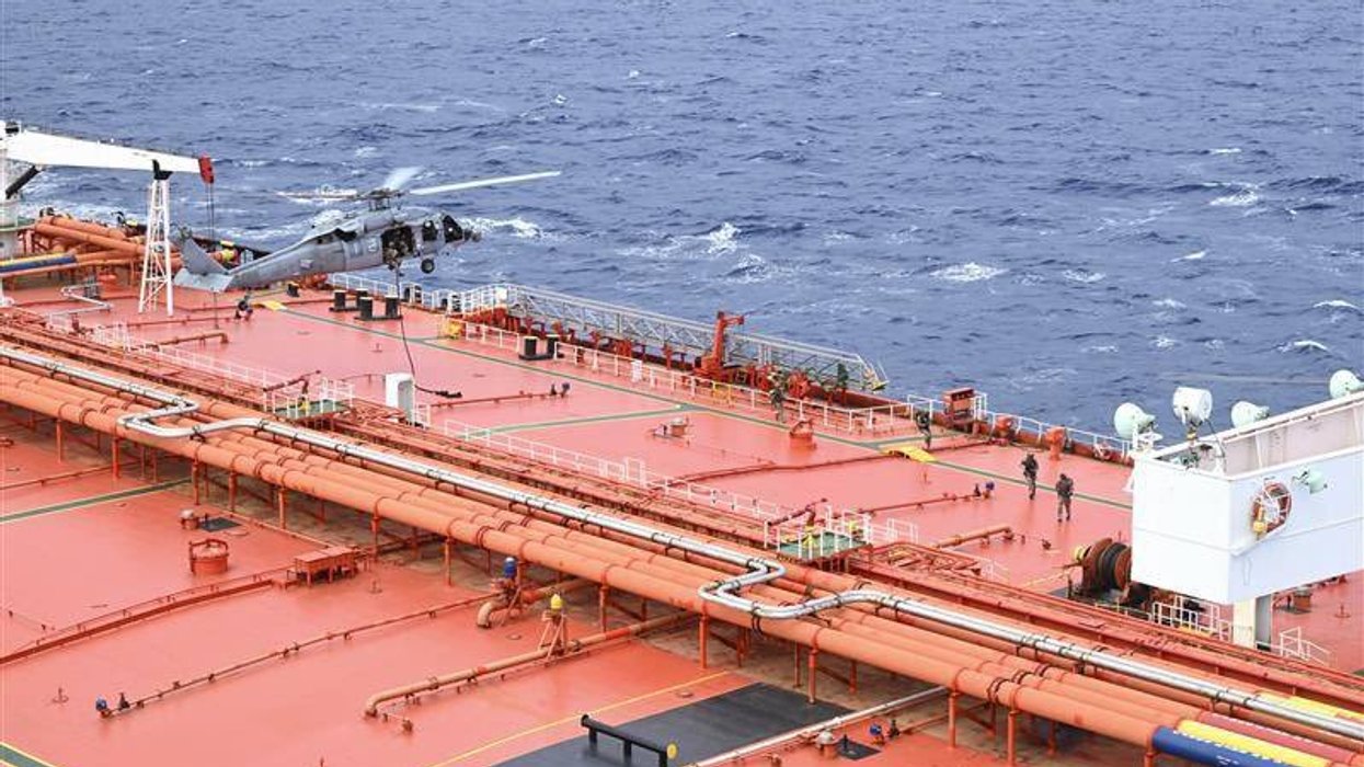 Watch the moment US forces raid sanctioned vess...