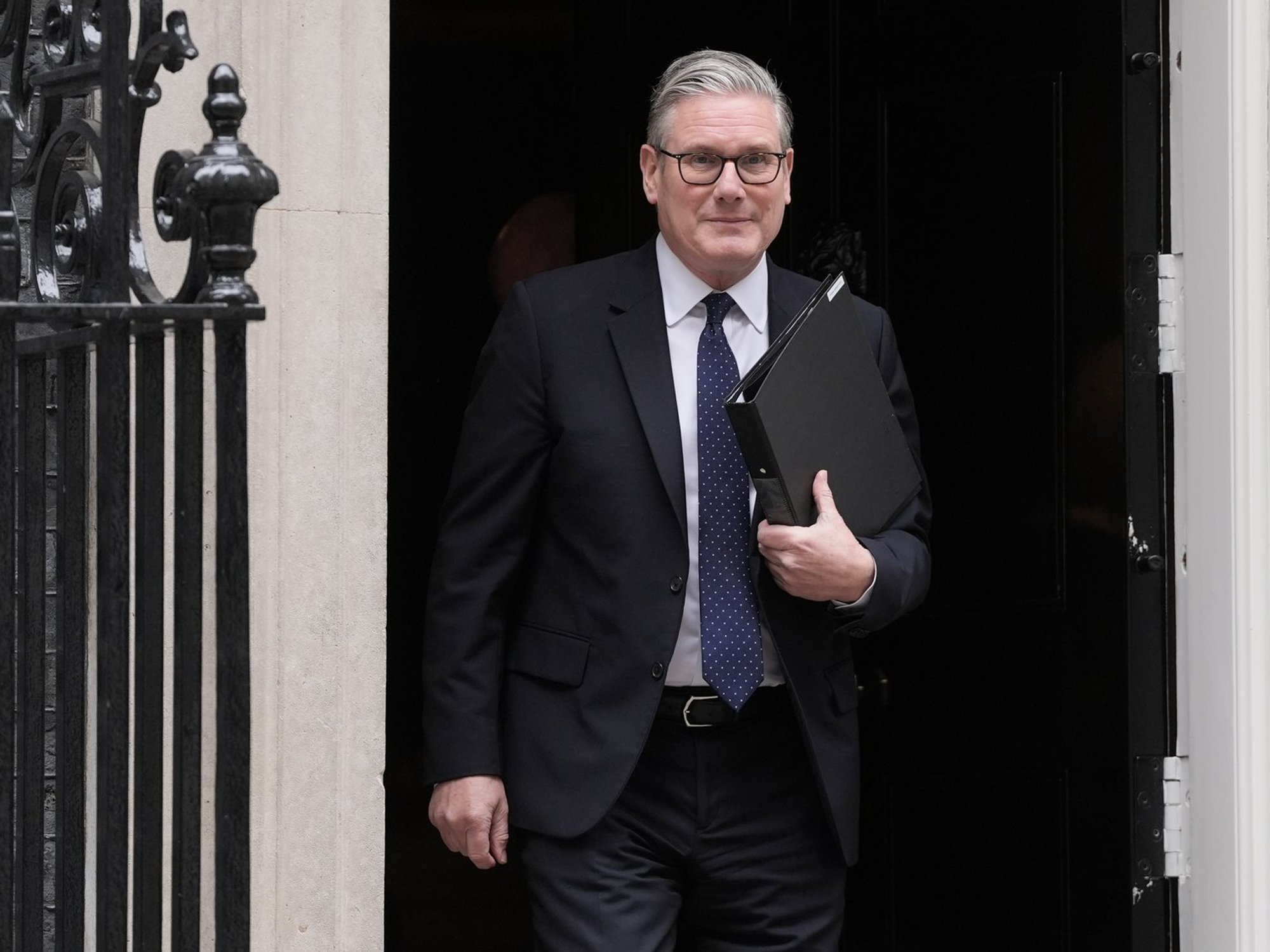 Keir Starmer launches urgent inquiry into Lord Mandelson vetting leak, PM's top ally confirms