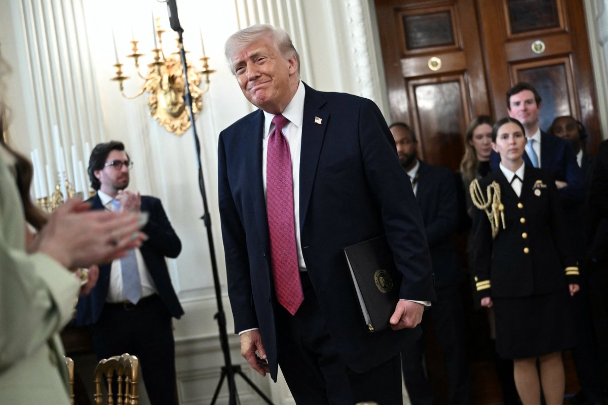 Donald Trump in awkward moment with American students after bragging about banning trans athletes