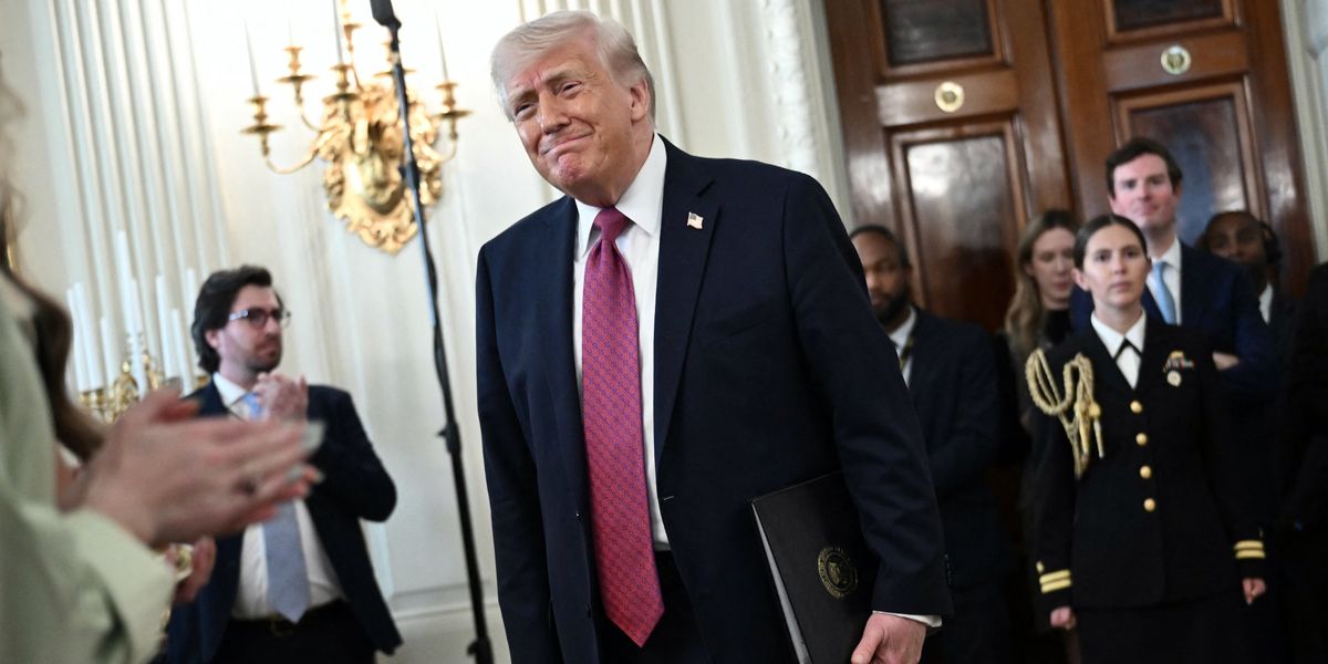 Donald Trump in awkward moment with American students after bragging about banning trans athletes thumbnail