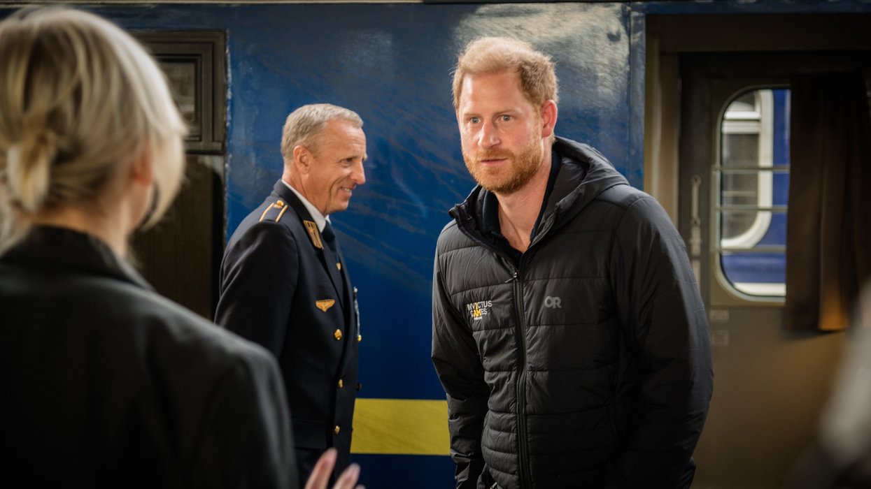 Prince Harry secretly travels from Poland to Ukraine on overnight train under the cover of darkness