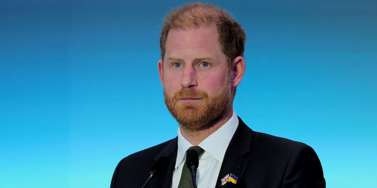 Prince Harry ‘desperate to return to the royal fold’ after bold claims during Ukraine trip Prince Harry ‘desperate to return to the royal fold’ after bold claims during Ukraine trip