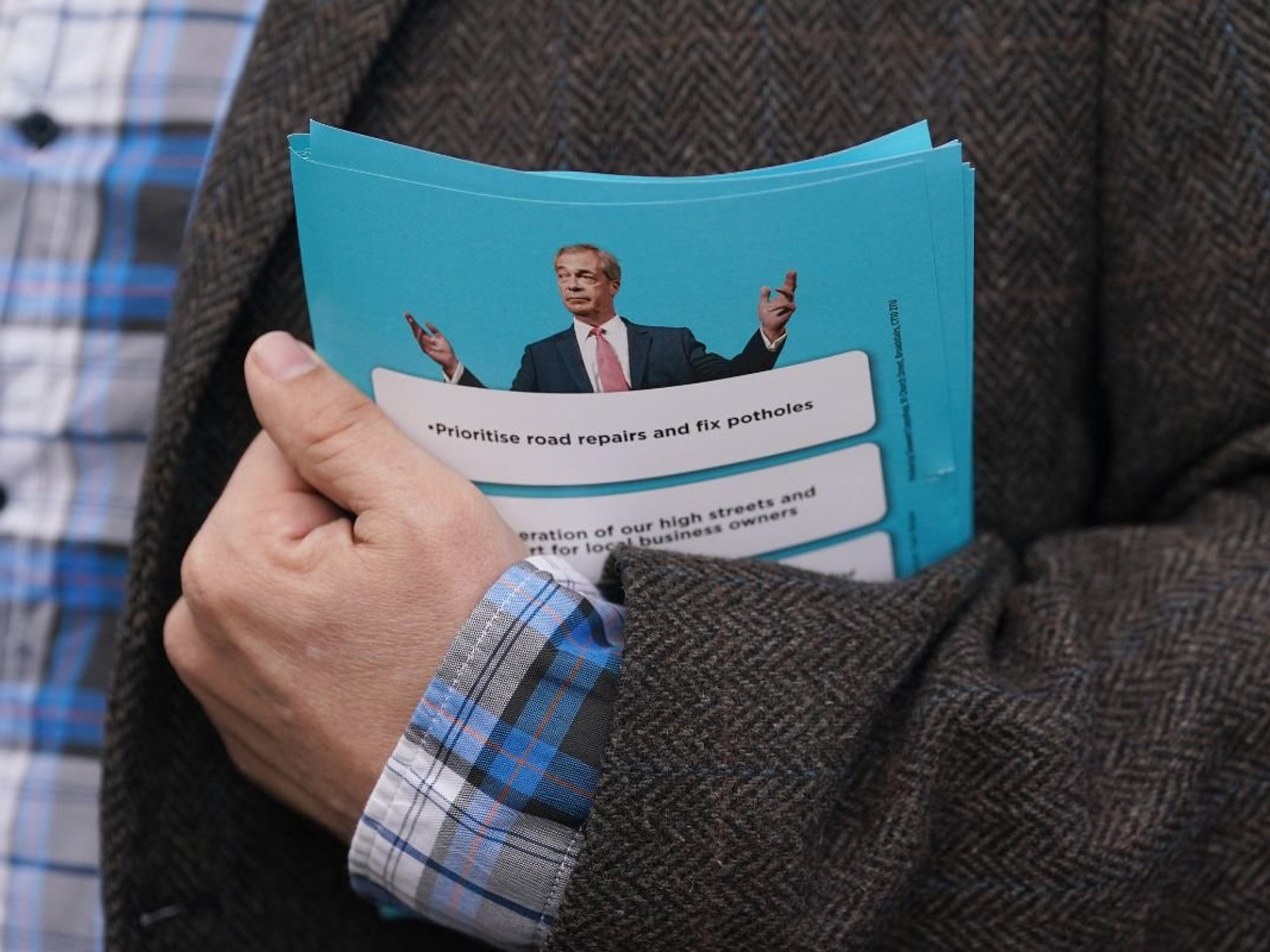 Royal Mail launches probe after postman boasted about 'dumping' Reform UK fliers in bin