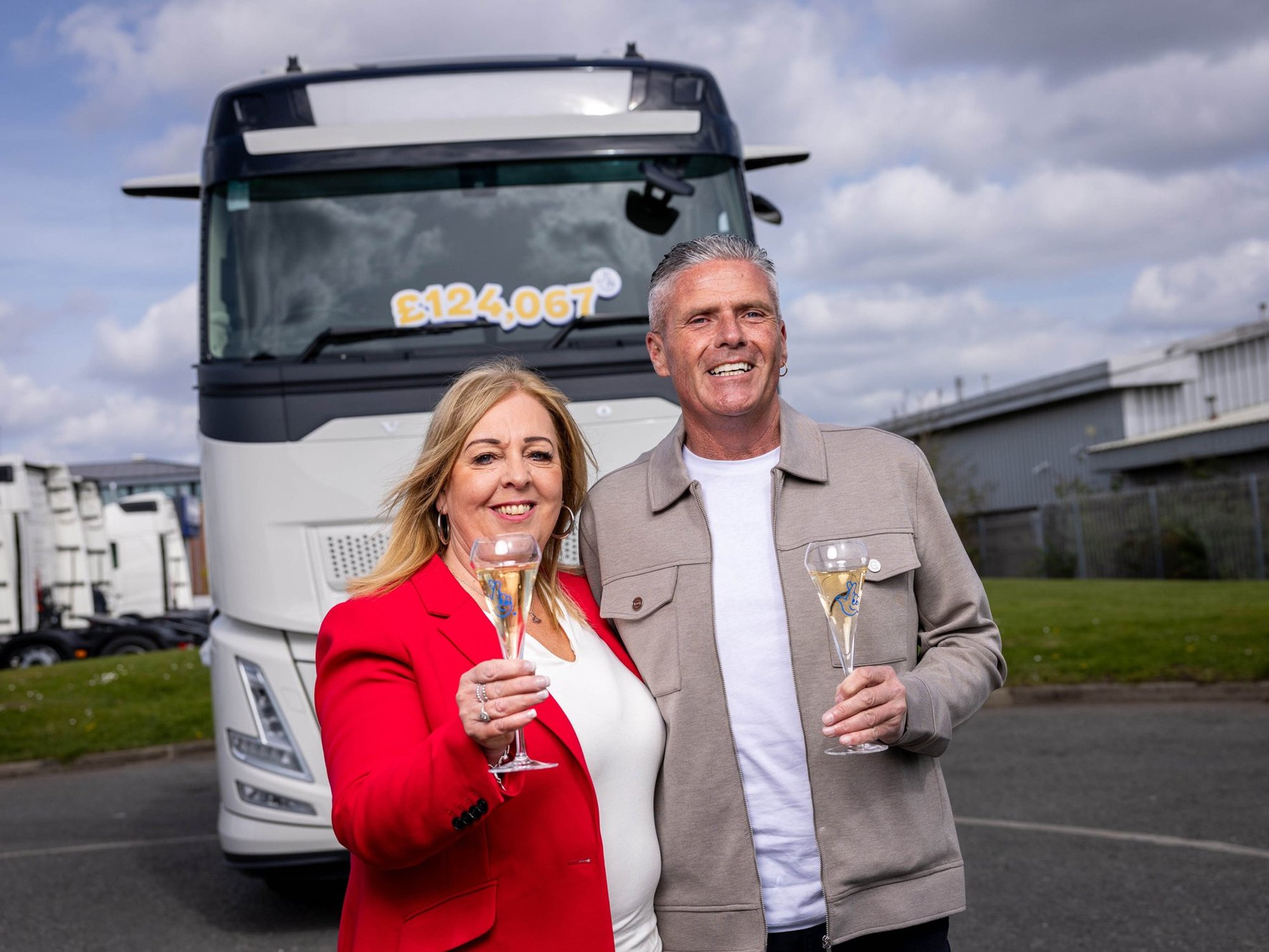 National Lottery who scooped ÂŁ124k jackpot thought he had only won ÂŁ10