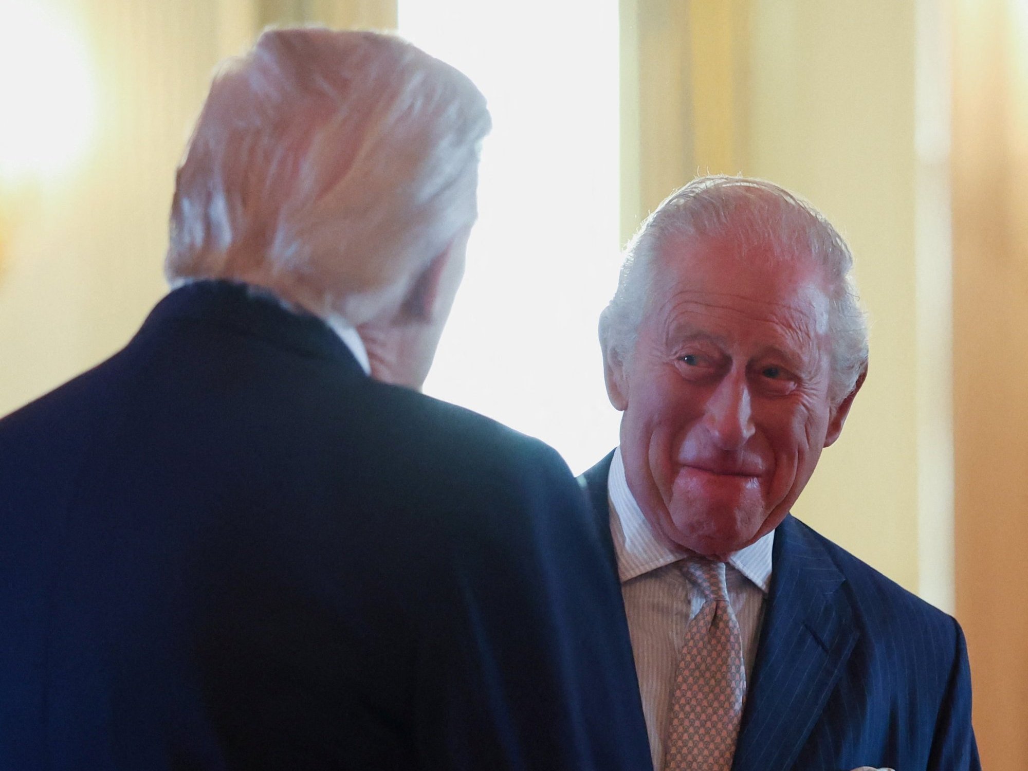 King Charles uses clever manoeuvre to stop Donald Trump's 'power move'