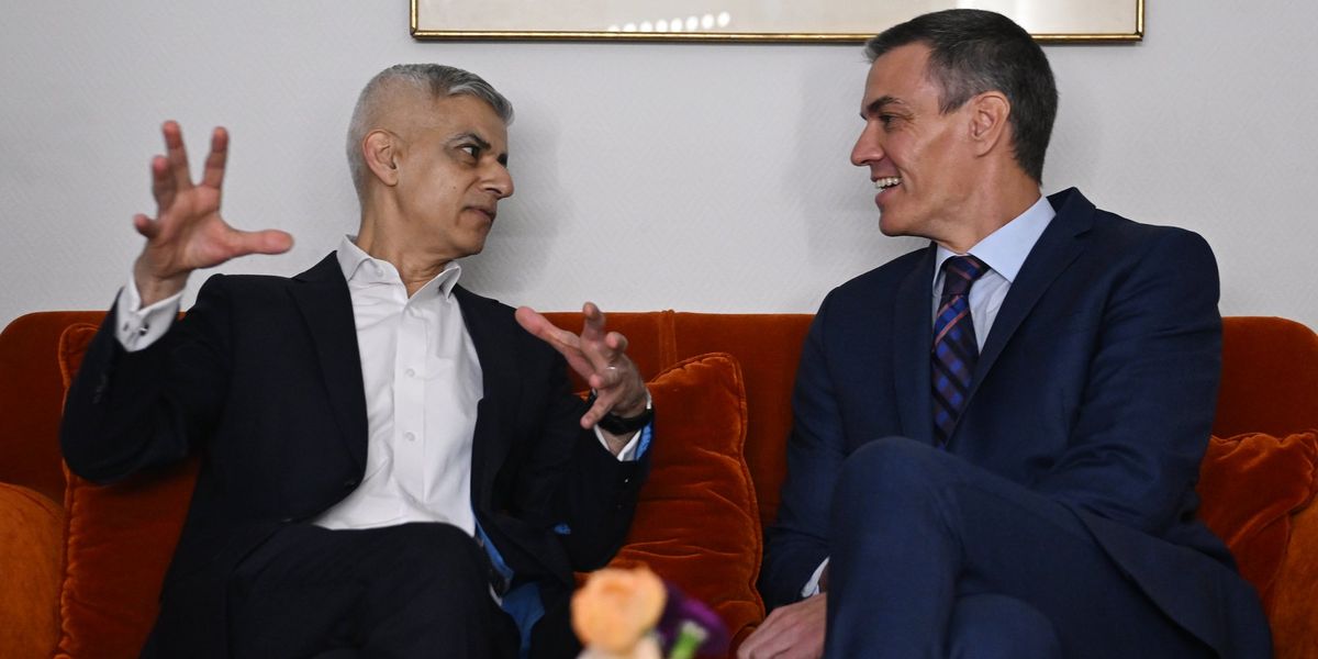Sadiq Khan heaps praise on Brexit-hating socialist Spanish PM Pedro Sanchez- who just handed 500,000 migrants ‘legal status’ Sadiq Khan heaps praise on Brexit-hating socialist Spanish PM Pedro Sanchez- who just handed 500,000 migrants ‘legal status’